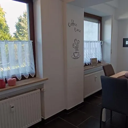 Emotion Zentrumsnah Für Bis Zu 6 Personen *