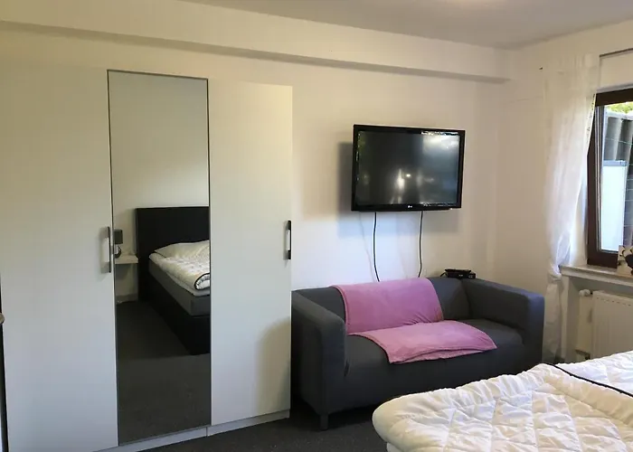 Emotion Zentrumsnah Fuer Bis Zu 6 Personen